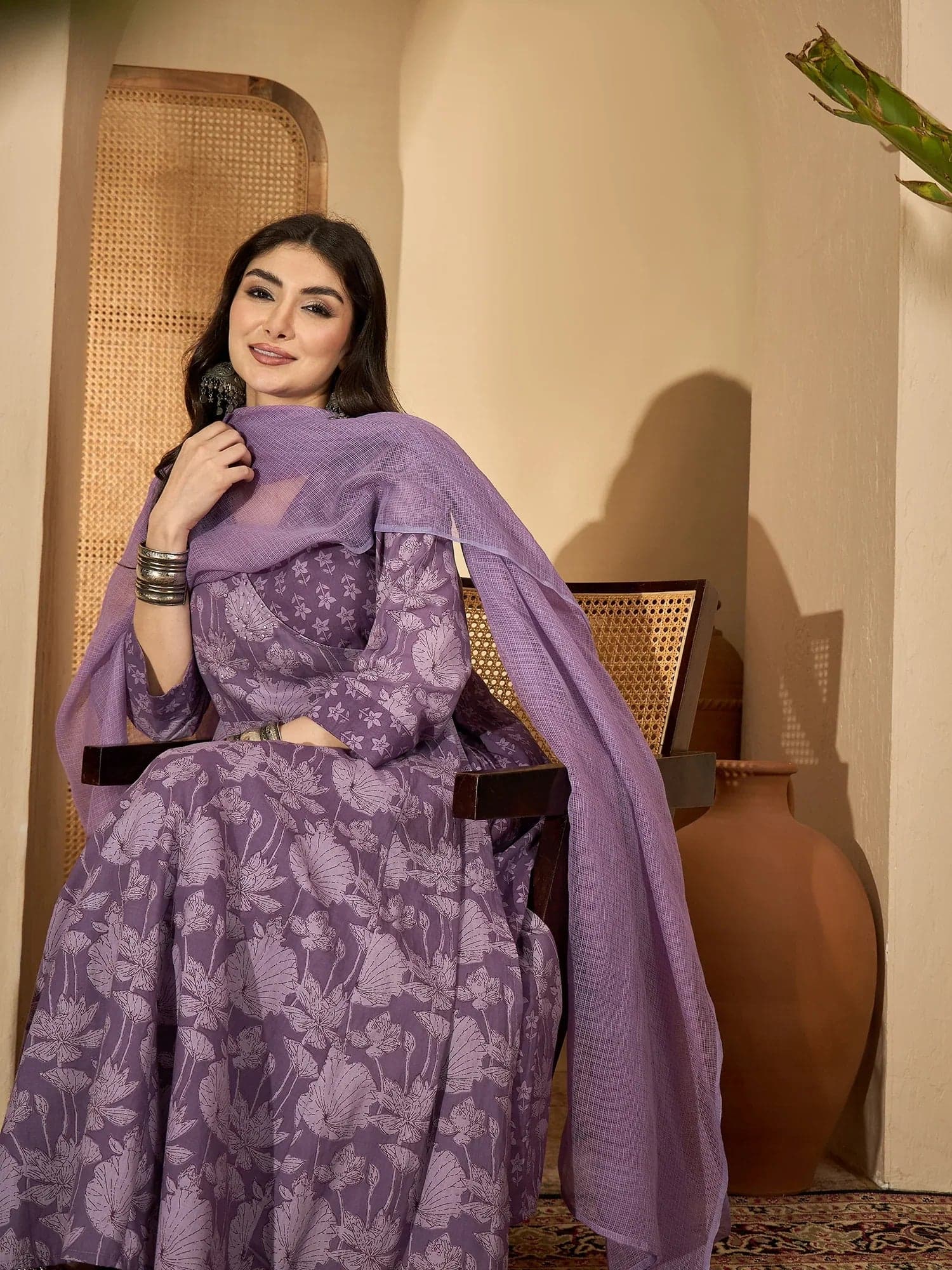 Kemigen Women's Purple Printed V-Neck Pure Cotton Kurta Set